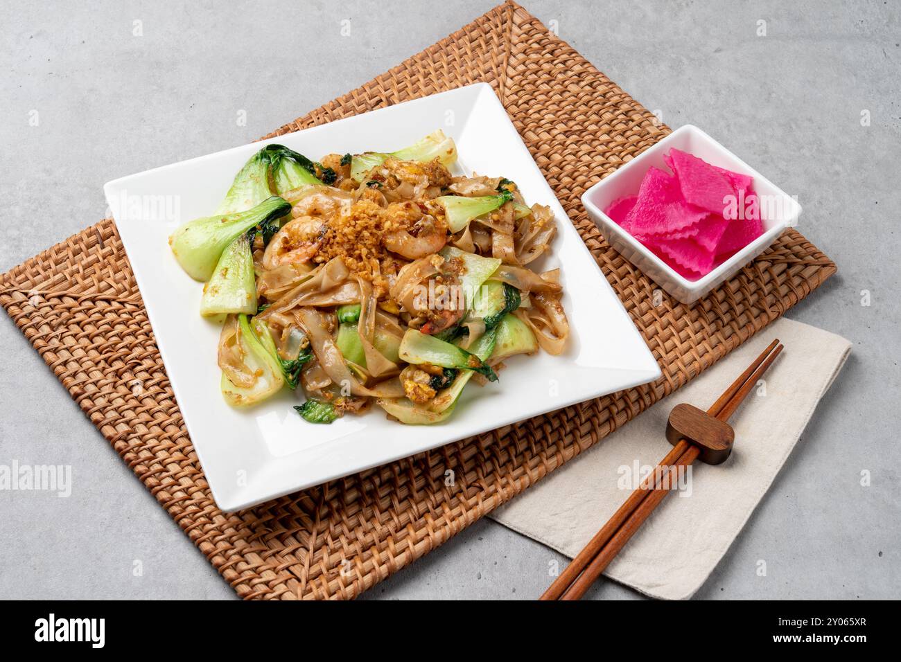 Thailändische Küche, Pad See Yukkung, Ananas, gebratener Reis, Footpot Pong Curry, Pad thai Kung, Tom Yukkung, Zitrone, Huhn, Naiorang, Samurai, Pad thai, Stockfoto