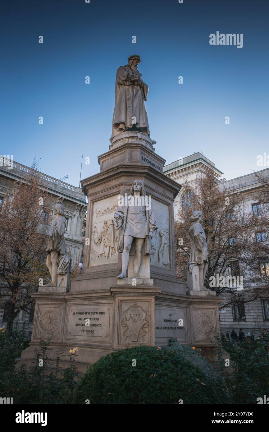Leonardi da Vinci Statue in Mailand Stockfoto