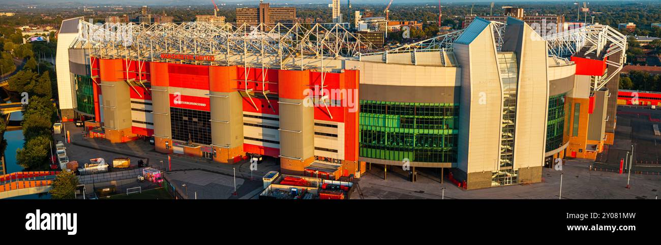 Panoramablick vom Sir Alex Ferguson Stand Eingang des Manchester United Football Stadions in Manchester Stockfoto