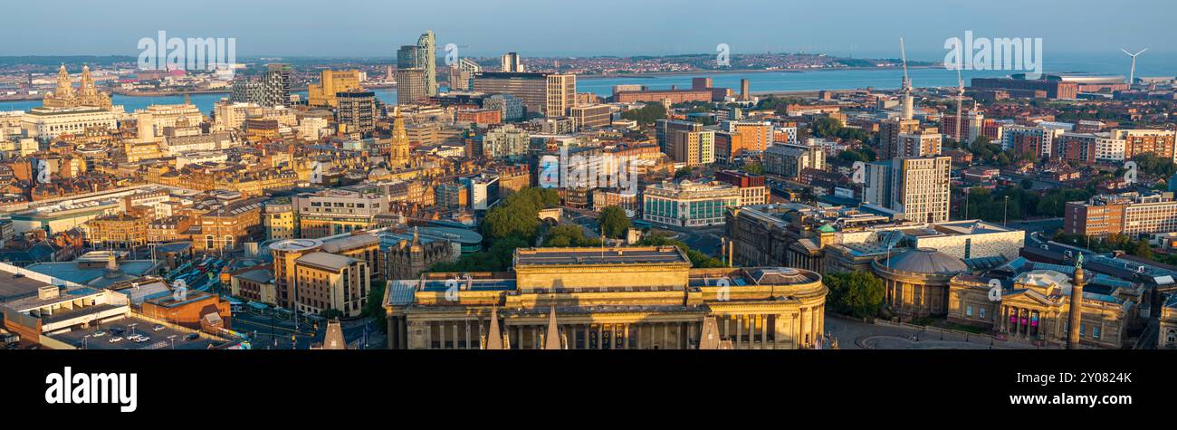 Panoramablick auf die Skyline von Liverpool Stockfoto