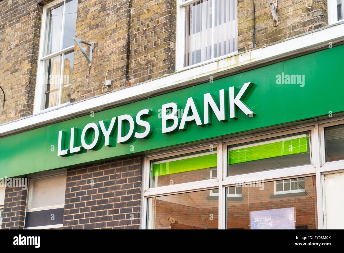 North Walsham, Norfolk, UK - August 31 2024: Externe Beschilderung der UK Bank Lloyds Bank Stockfoto