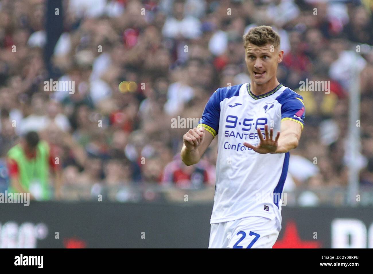 Pawel Dawidowicz von Hellas Verona FC Gesten während des Spiels Genua CFC gegen Hellas Verona FC, 3Â° Serie A Enilive 2024-25 im G. Ferraris Stadium in Genova (GE), Italien, am 1. September 2024. Stockfoto