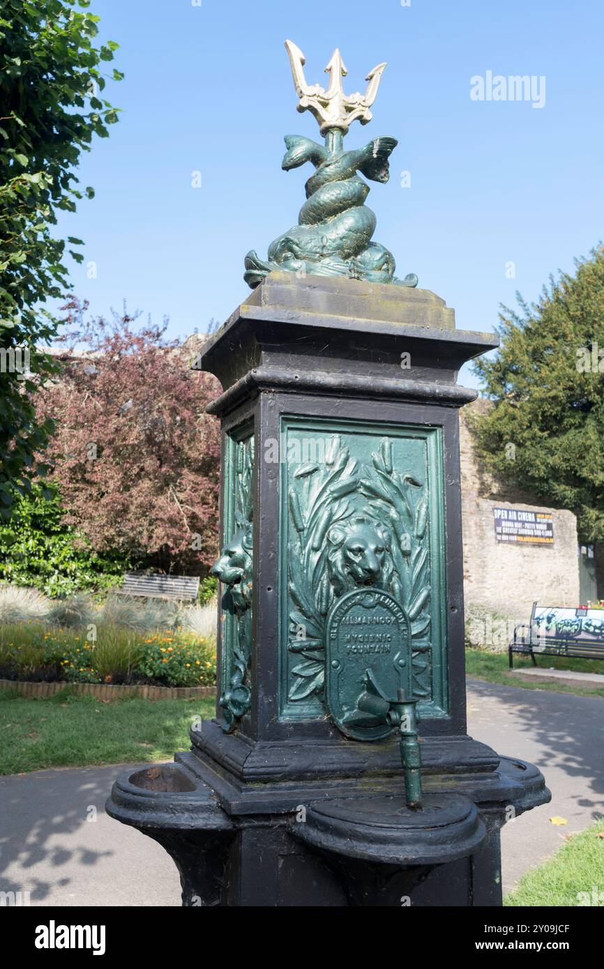 Der denkmalgeschützte Woodhouse Trinkwasserbrunnen in Ludlow, Shropshire, England, Großbritannien Stockfoto
