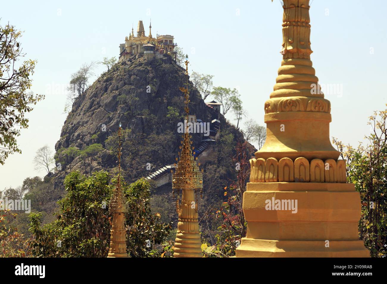 Popa Taung Kalat Stockfoto