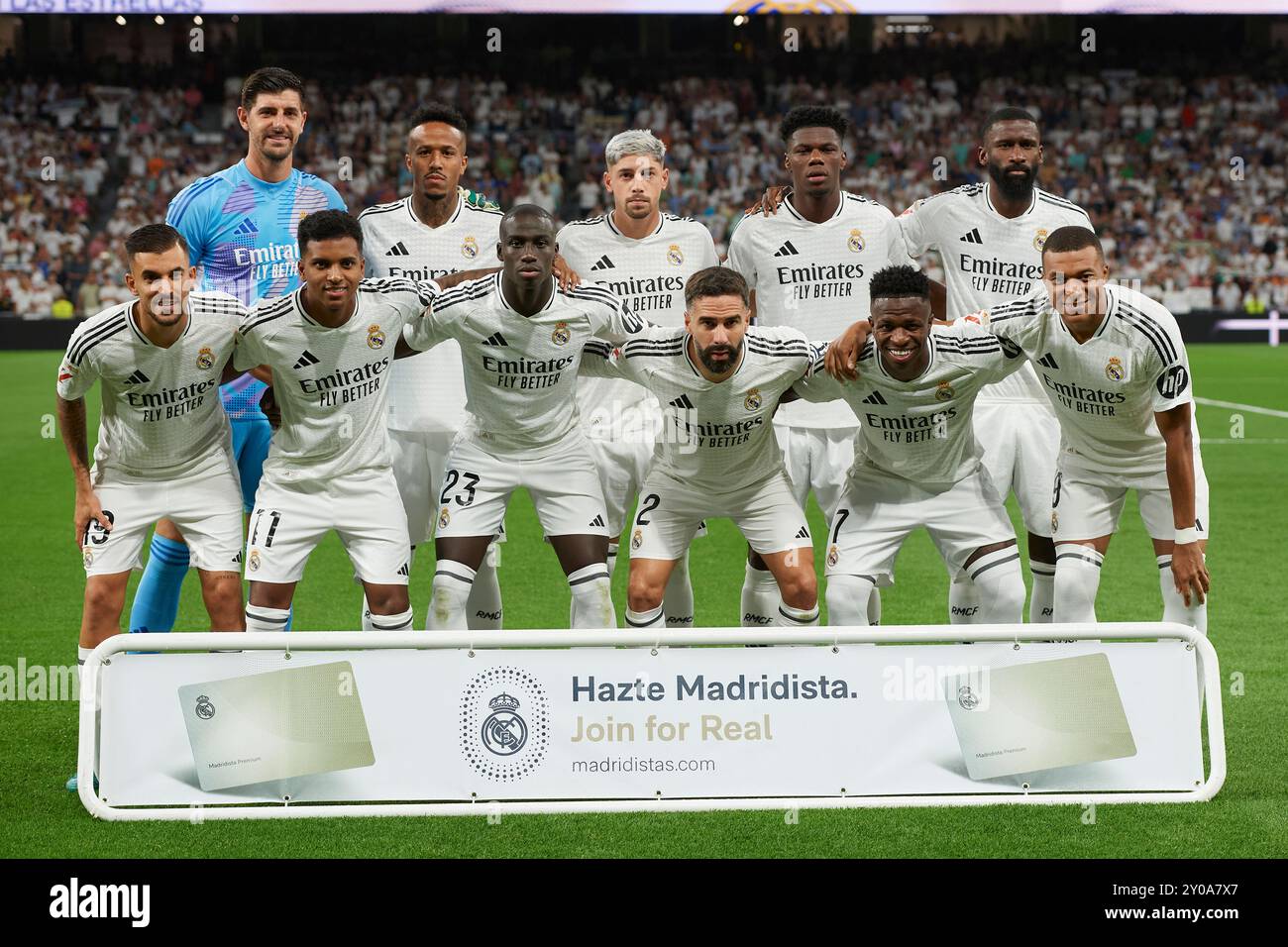 Madrid, Spanien. September 2024. MADRID, SPANIEN - 1. SEPTEMBER: Das Team von Real Madrid stellt sich für ein Foto vor dem Start des LaLiga EA Sports Matches zwischen Real Madrid und Real Betis im Santiago Bernabeu Stadion am 1. September 2024 in Madrid, Spanien. (Foto von Francisco Macia/Photo Players Images/Magara Press) Credit: Magara Press SL/Alamy Live News Stockfoto