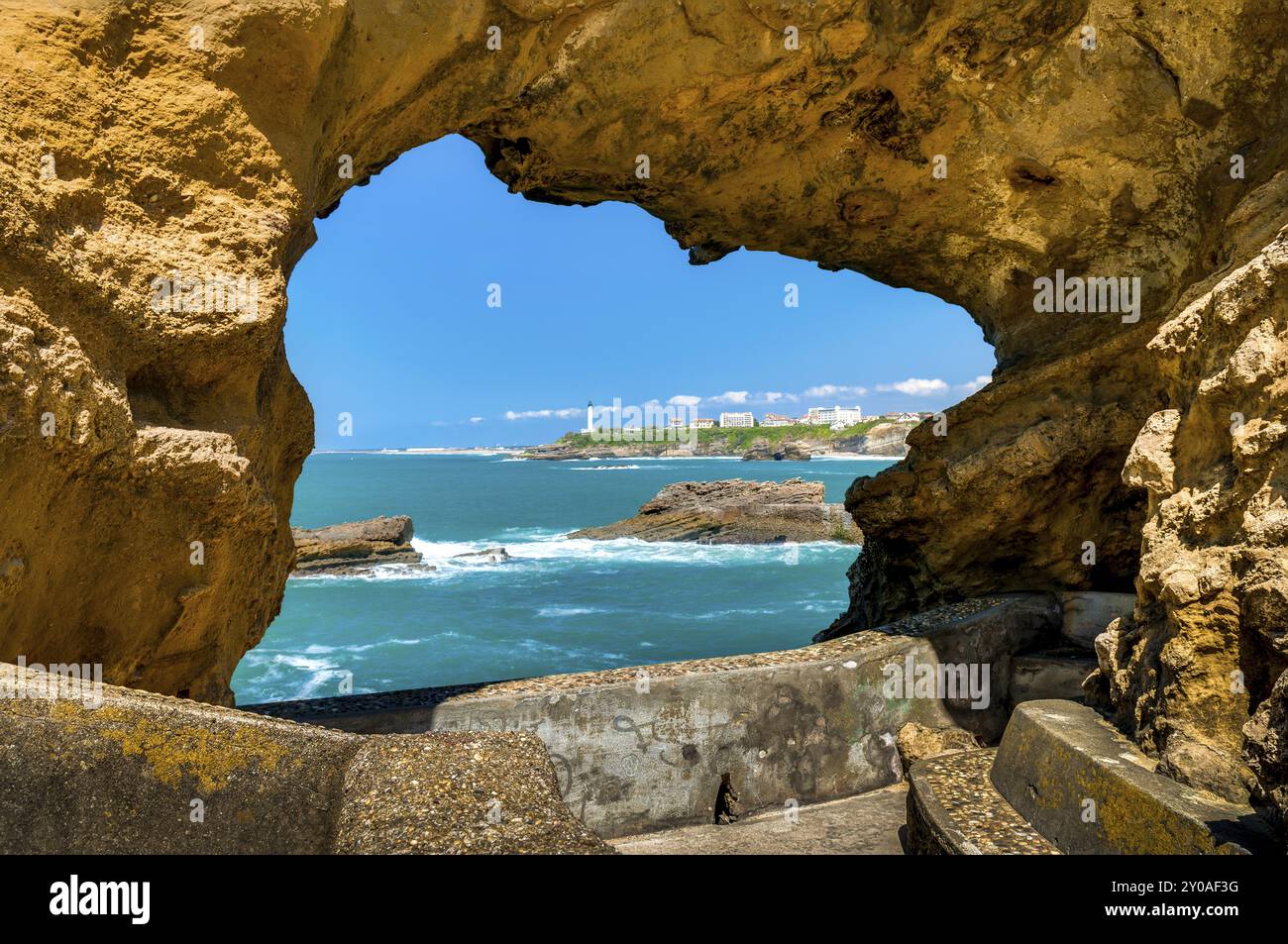 Felsen und Leuchtturm von Biarritz in Frankreich Stockfoto