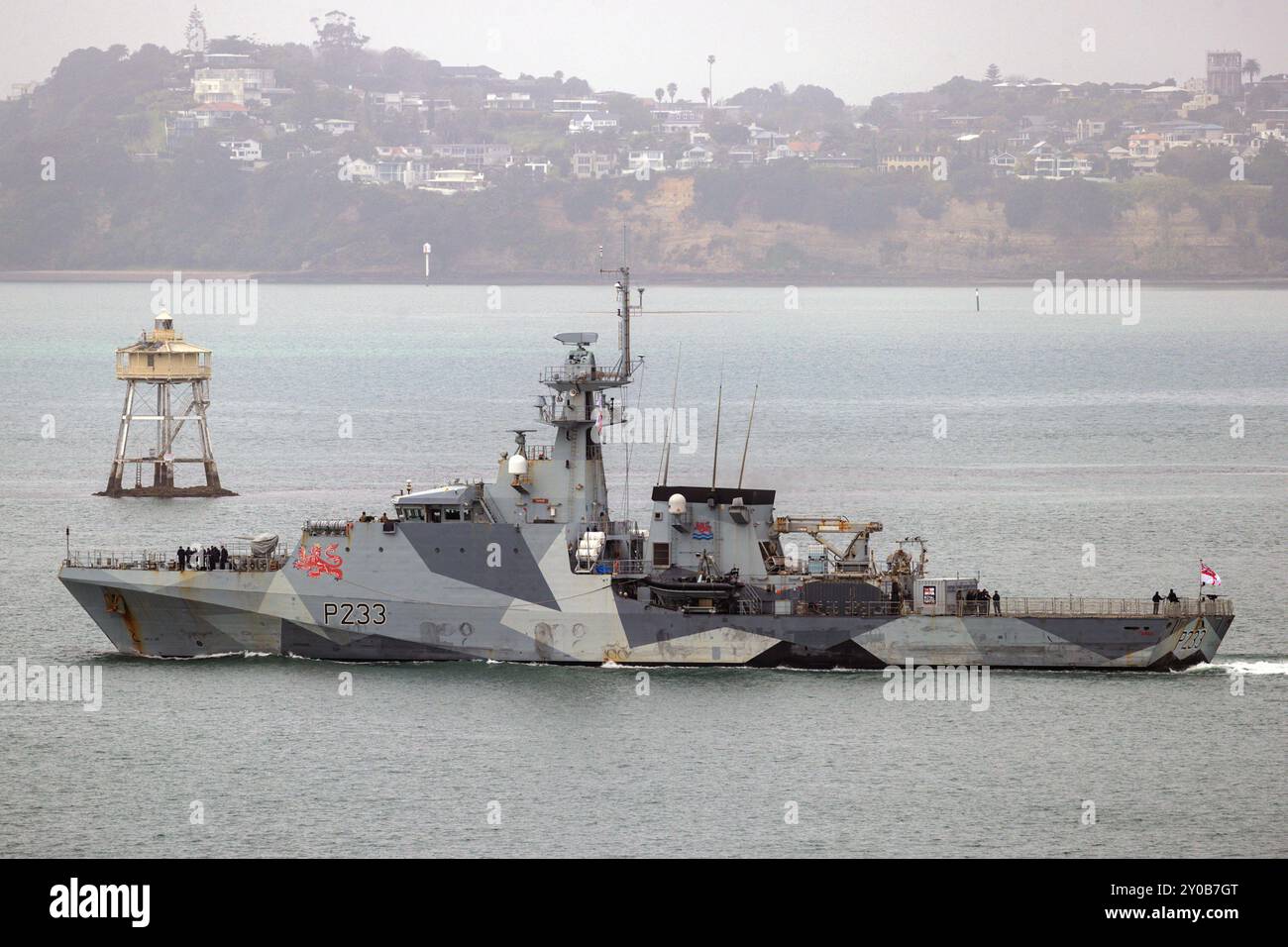 Auckland, Neuseeland, 2. September 2024. Die HMS Tamar, ein Offshore-Patrouillenschiff der Batch2 River-Klasse der Royal Navy, startet von der Royal New Zealand Navy Base in Devonport, Neuseeland. Quelle: David Rowland/Alamy Live News Stockfoto