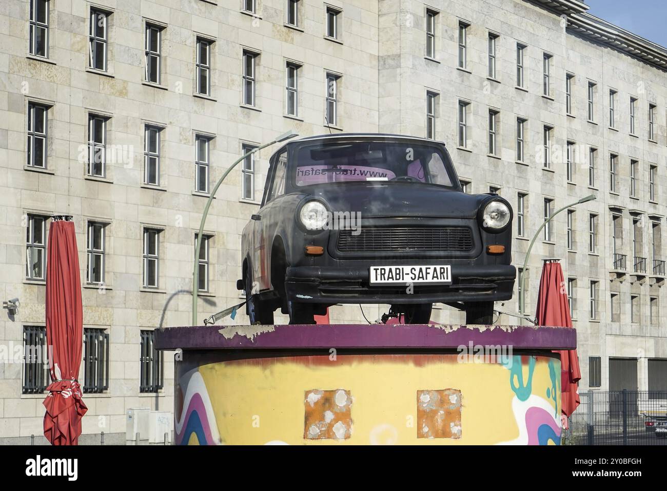 Berlin, Deutschland, 2014. Altes Trabant Auto in Berlin ausgestellt Stockfoto