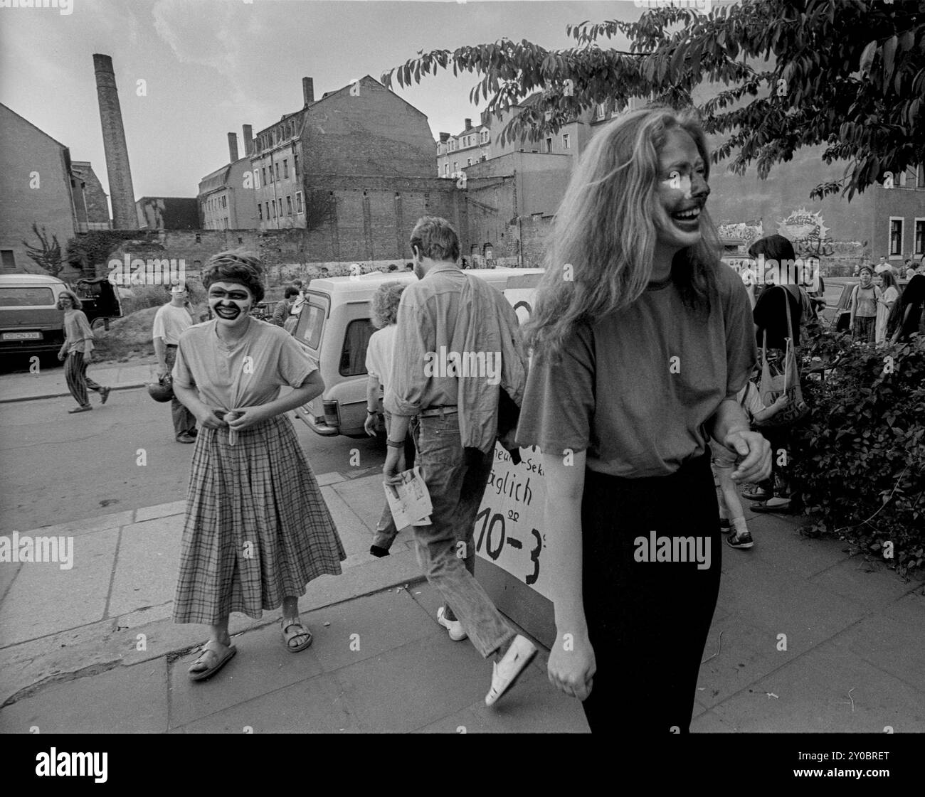 Deutschland, Dresden, 22.06.1991, Stadtfest der bunten Republik Neustadt (Dresden), Frau mit Schminke, Europa Stockfoto