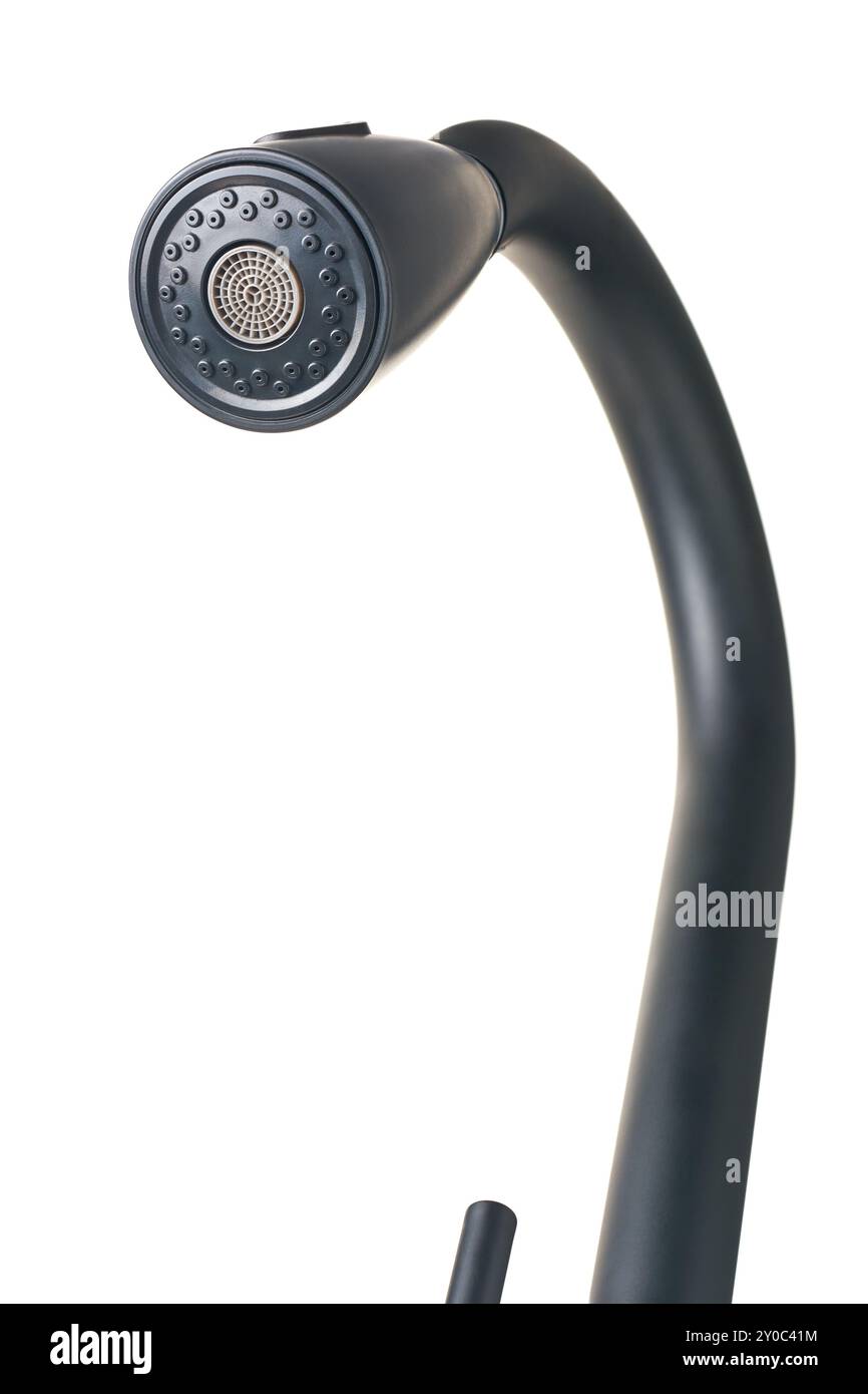 Nahaufnahme eines einzelnen Griffs, matt schwarz, flexibel oder nach unten ziehbar, Küchenarmatur Schlauch oder Auslauf isolierter weißer Hintergrund, modernes und stilvolles Design Stockfoto