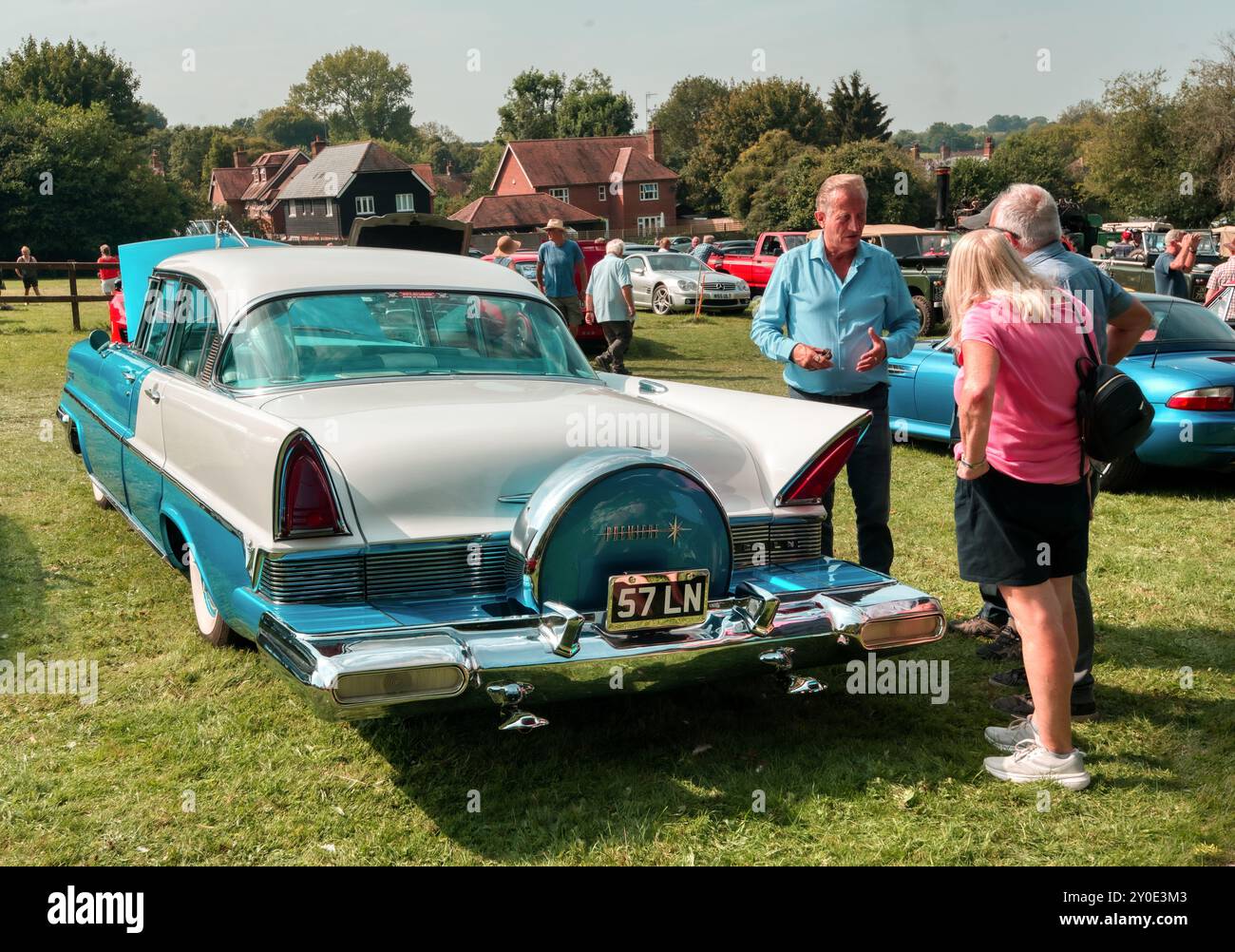 1960 Lincoln, Hinton Arms Classic Car Show, Hampshire, Großbritannien Stockfoto