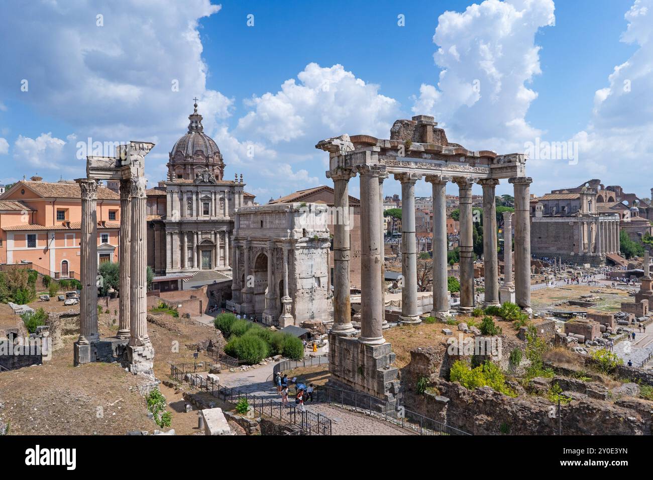 Der Tempel des Saturn war ein alter römischer Tempel des Gottes Saturn, im heutigen Rom, Italien Stockfoto