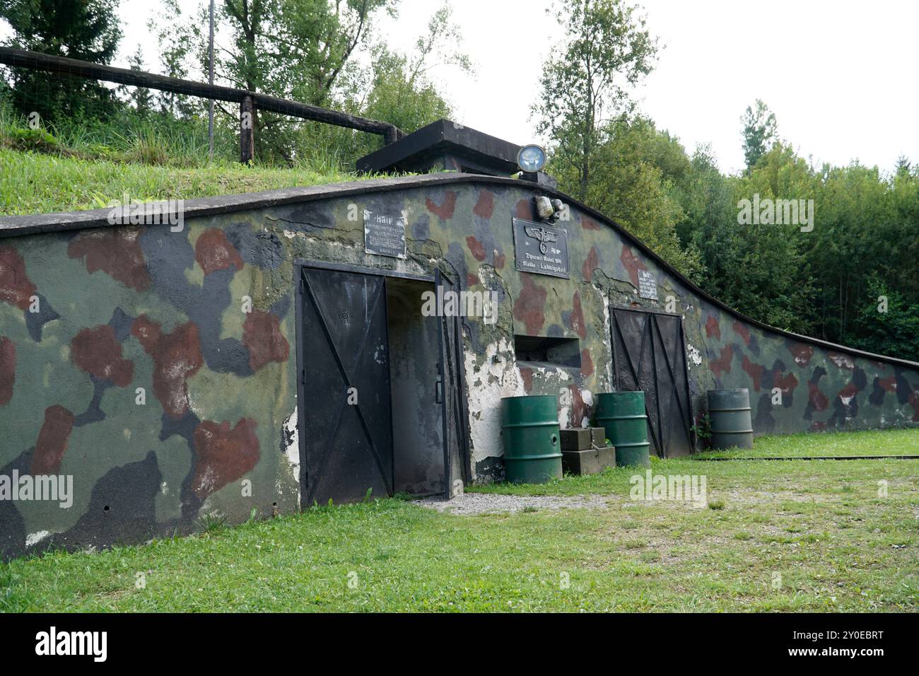 Ludwikowice Klodzkie, Polen - 10. August 2024 - Molke Museum. Eintritt zur Dynamit-Fabrik des Dritten Reiches. Stockfoto