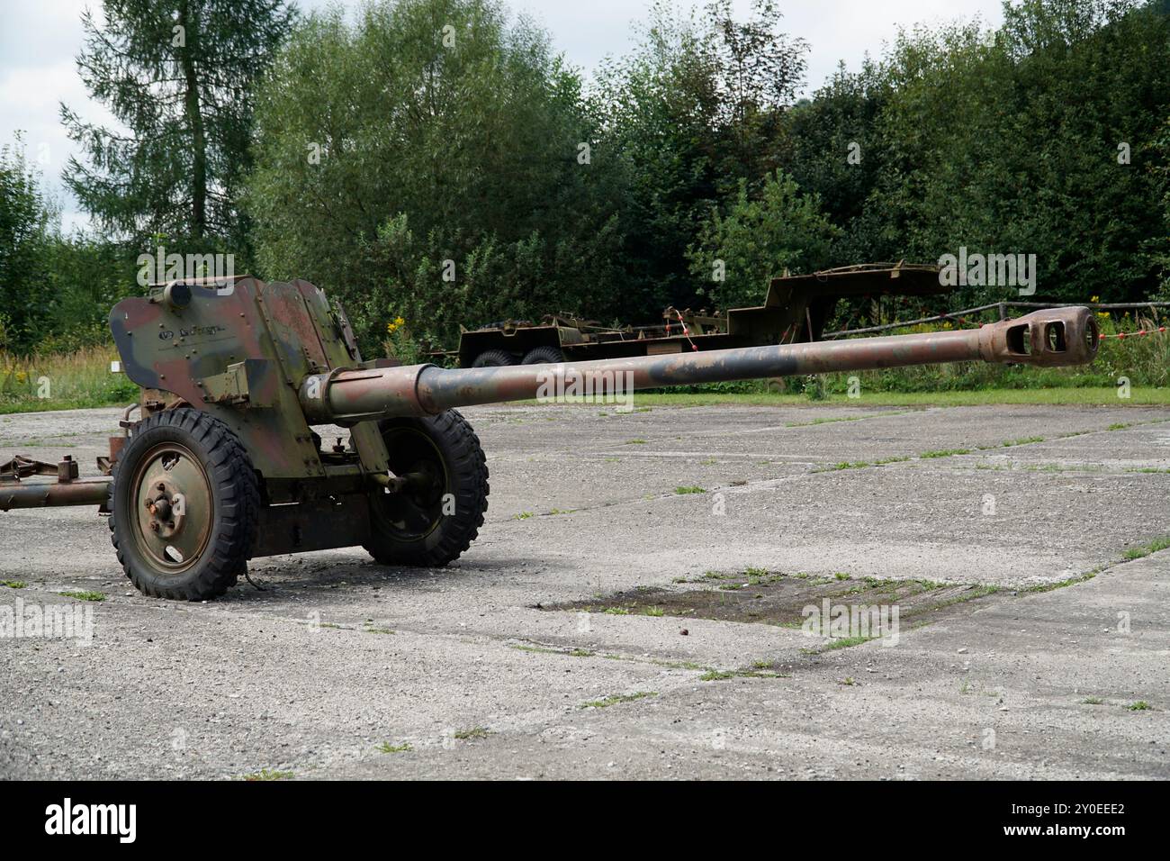 Ludwikowice Klodzkie, Polen - 10. August 2024 - Feldgewehr im Molke Museum Stockfoto