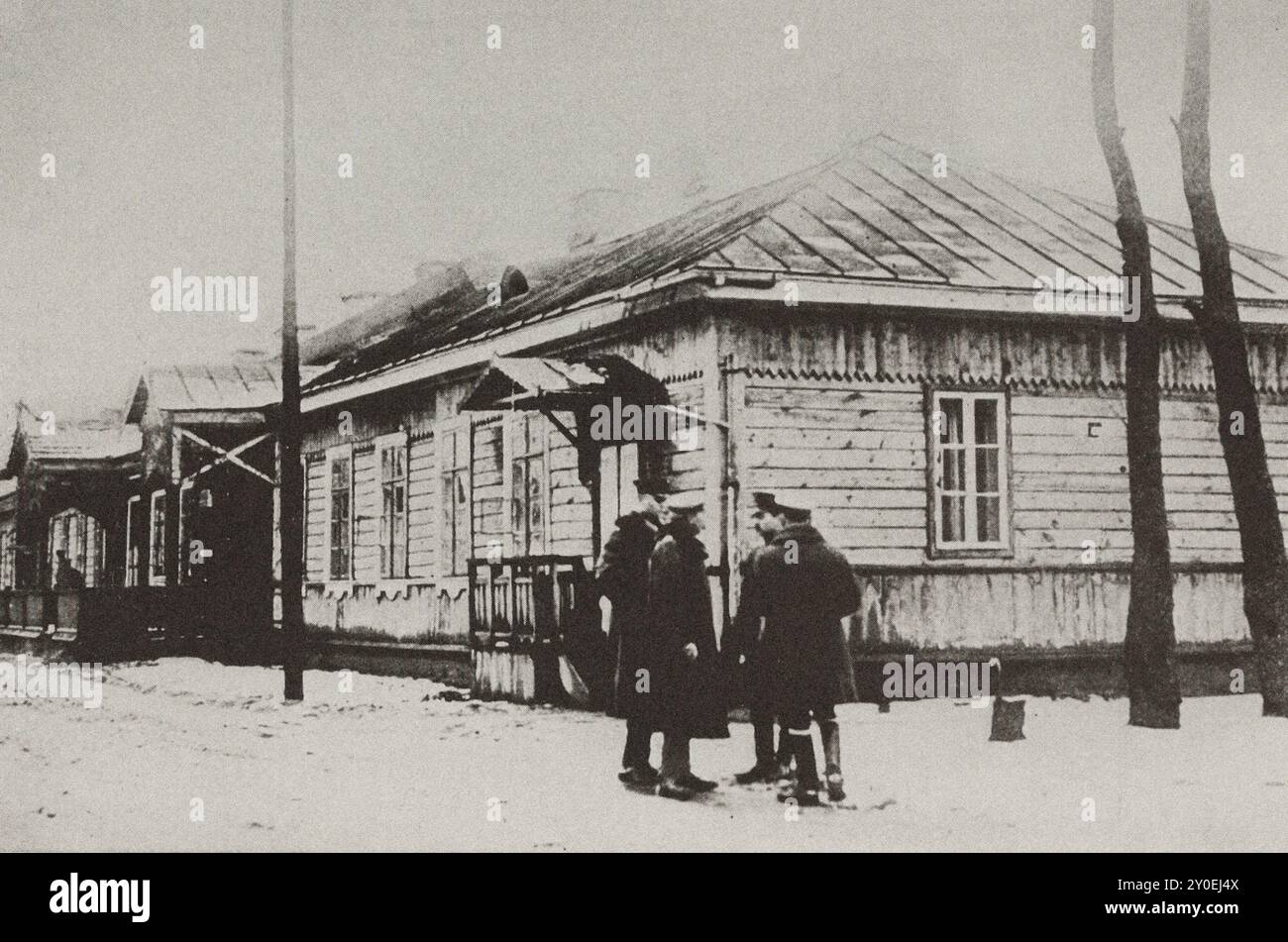 Das Haus in Brest-Litowsk, in dem Friedensverhandlungen zwischen den russischen Bolschewiki und den Österreichern geführt wurden. 1917-1918 Stockfoto Das Haus in Brest-Litowsk, in dem Friedensverhandlungen zwischen den russischen Bolschewiki und den Österreichern geführt wurden. 1917-1918 Stockfoto