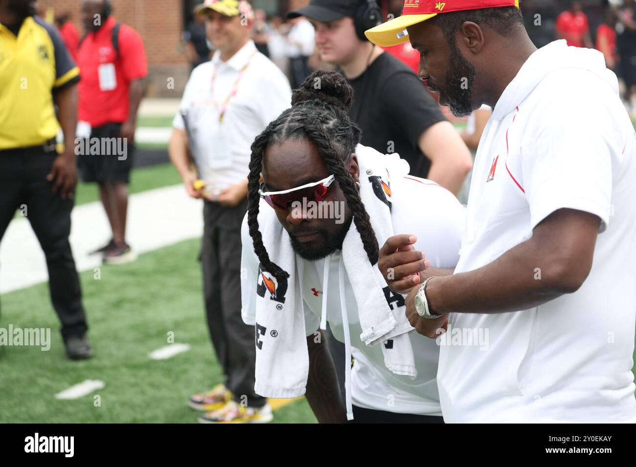 College Park, MD, USA. 31. August 2024. Wale besucht am 31. August 2024 im College Park, Maryland, den Auftakt des NCAA College für Männer, asa Gast von Maryland gegen die University of Connecticut im SECU Stadium. Quelle: Mpi34/Media Punch/Alamy Live News Stockfoto