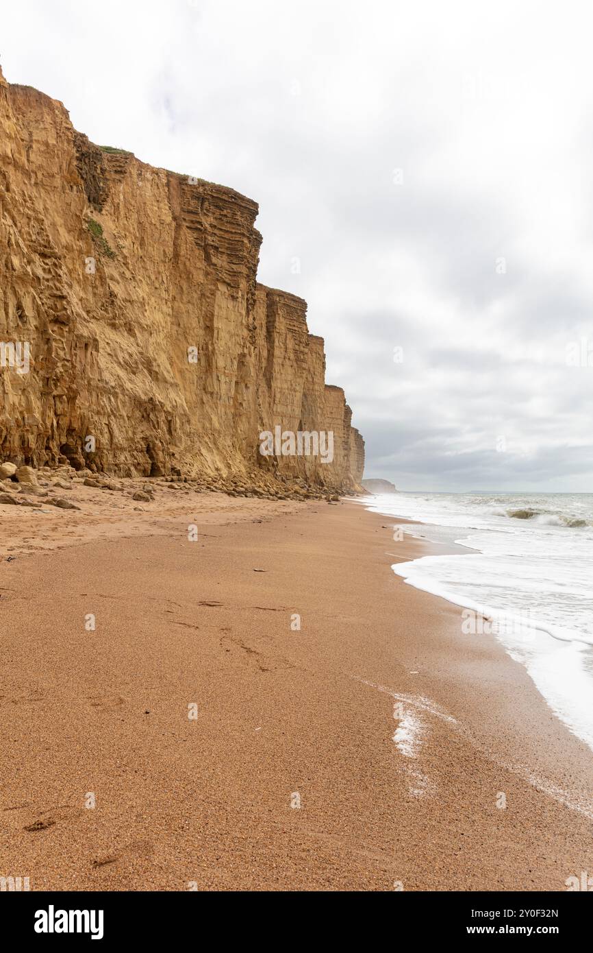 West Bay, West Bay Cliff, Dorset, Großbritannien, England, West Bay UK, West Bay dorset, West Bay England, Broadchurch, Küstenlinie, Küste, Dorset Küste, Küste Stockfoto