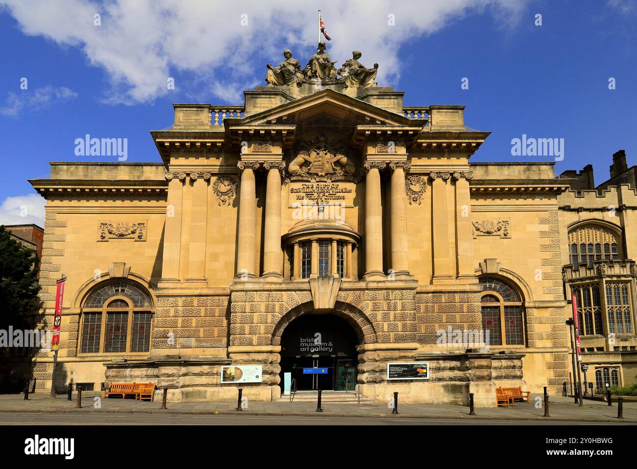 Bristol Museum and Art Gallery, Park Street, Bristol, England, Großbritannien. Vom September 2024. Sommer Stockfoto