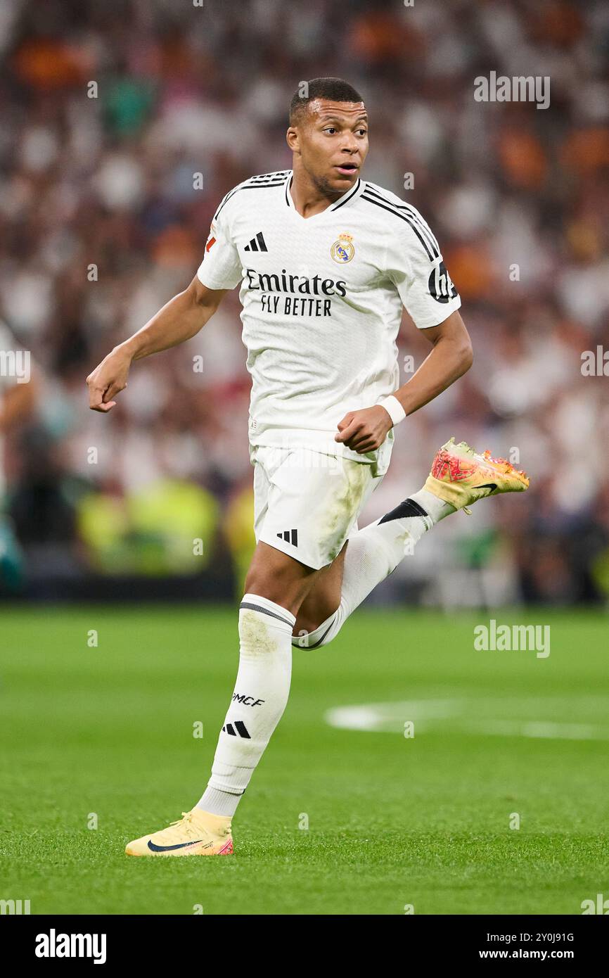 Madrid, Spanien. September 2024. MADRID, SPANIEN - 1. SEPTEMBER: Kylian Mbappe Mittelstürmer von Real Madrid im LaLiga EA Sports Match zwischen Real Madrid und Real Betis im Santiago Bernabeu Stadion am 1. September 2024 in Madrid. (Foto von Francisco Macia/Photo Players Images/Magara Press) Credit: Magara Press SL/Alamy Live News Stockfoto