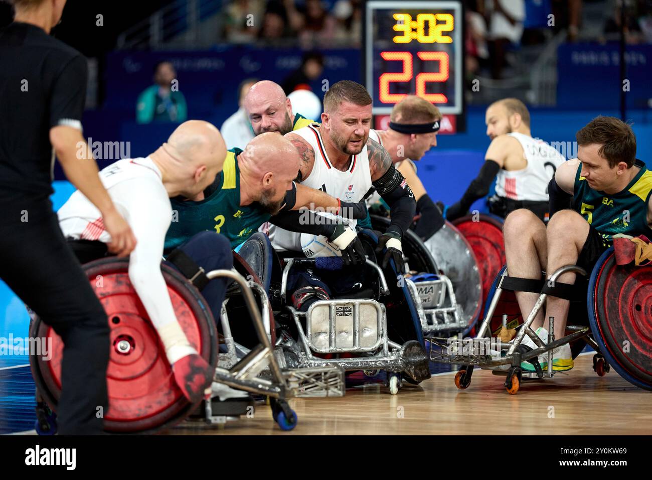 September 2024, Paris, Frankreich. Großbritannien gegen Australien im Rollstuhl Rugby Open - Bronze Medal Game, Spiel 19 in der Champ-de-Mars Arena. Am 5. Tag der Paralympischen Spiele 2024 in Paris. Credit Roger Bool / Alamy Live News Stockfoto