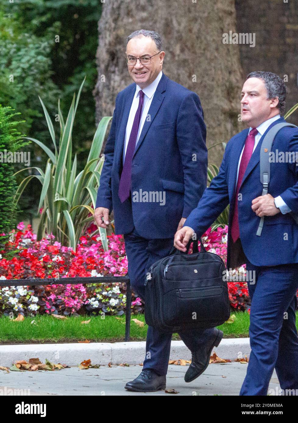 London, England, Großbritannien. September 2024. Der Gouverneur der Bank of England ANDREW BAILEY kommt in der Downing Street 10 an. (Kreditbild: © Tayfun Salci/ZUMA Press Wire) NUR REDAKTIONELLE VERWENDUNG! Nicht für kommerzielle ZWECKE! Stockfoto