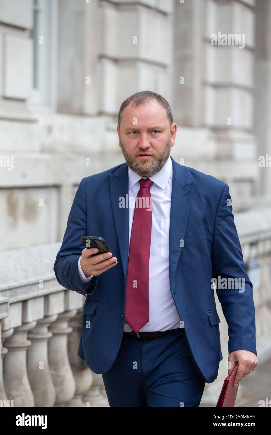 London, England, Großbritannien. September 2024. Ian Murray Abgeordneter - Secretary of State for Scotland gesehen Walking in Whitehall Credit: Richard Lincoln/Alamy Live News Stockfoto