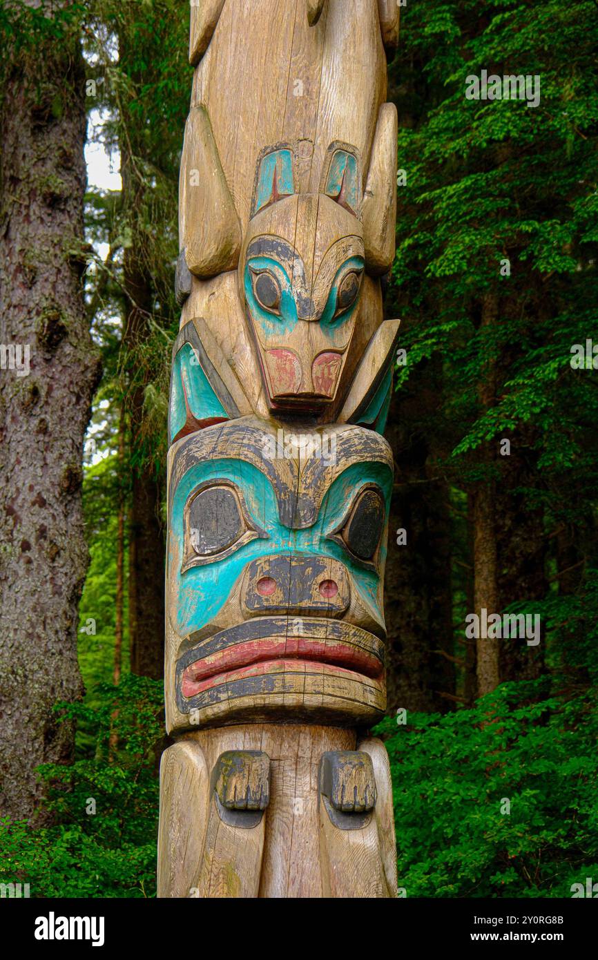 Totems in Alaska Stockfoto