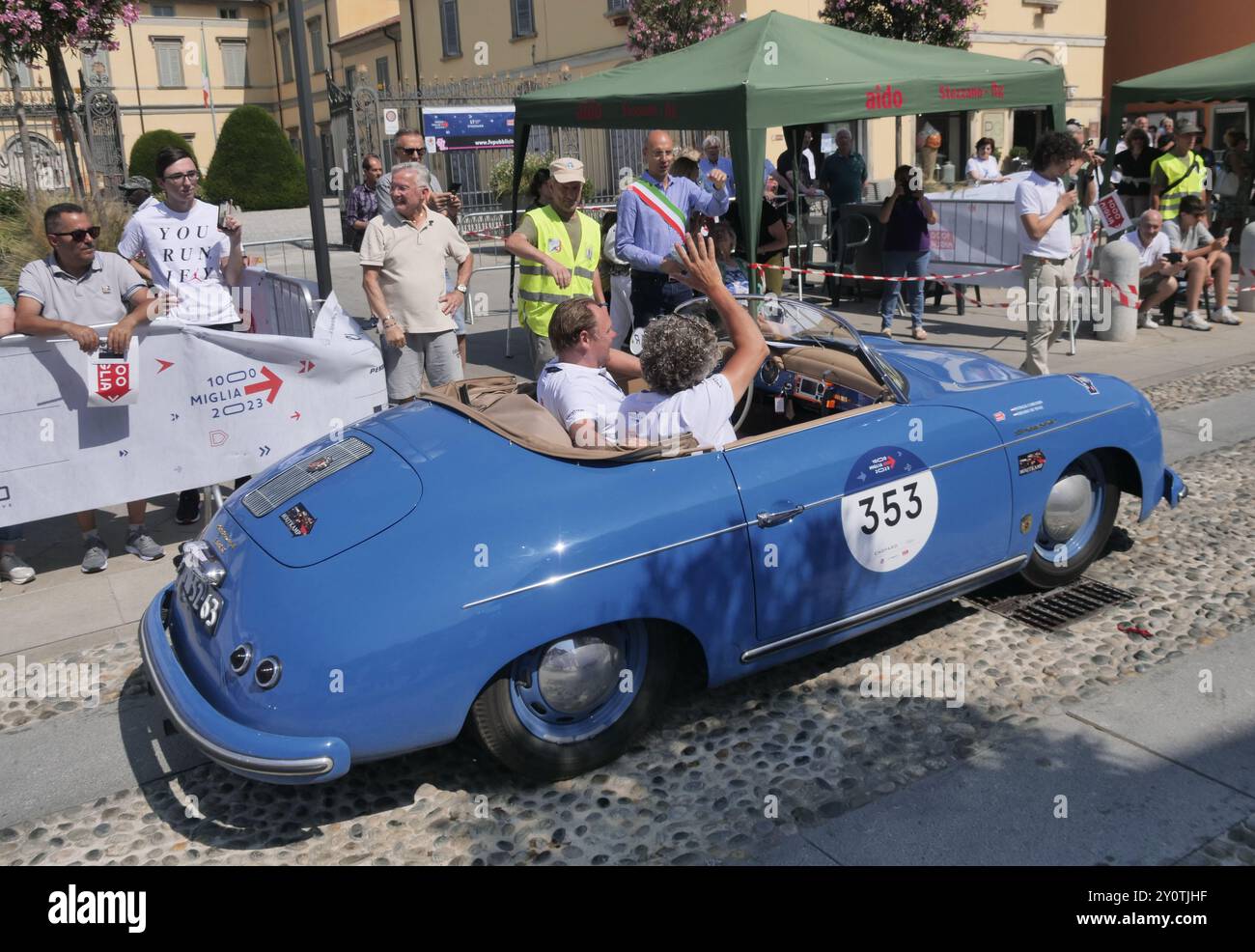 1000 Meilen, jährliches Rennen des Retro-Oldtimers. Letzte besondere Etappe in Bergamo. Stockfoto