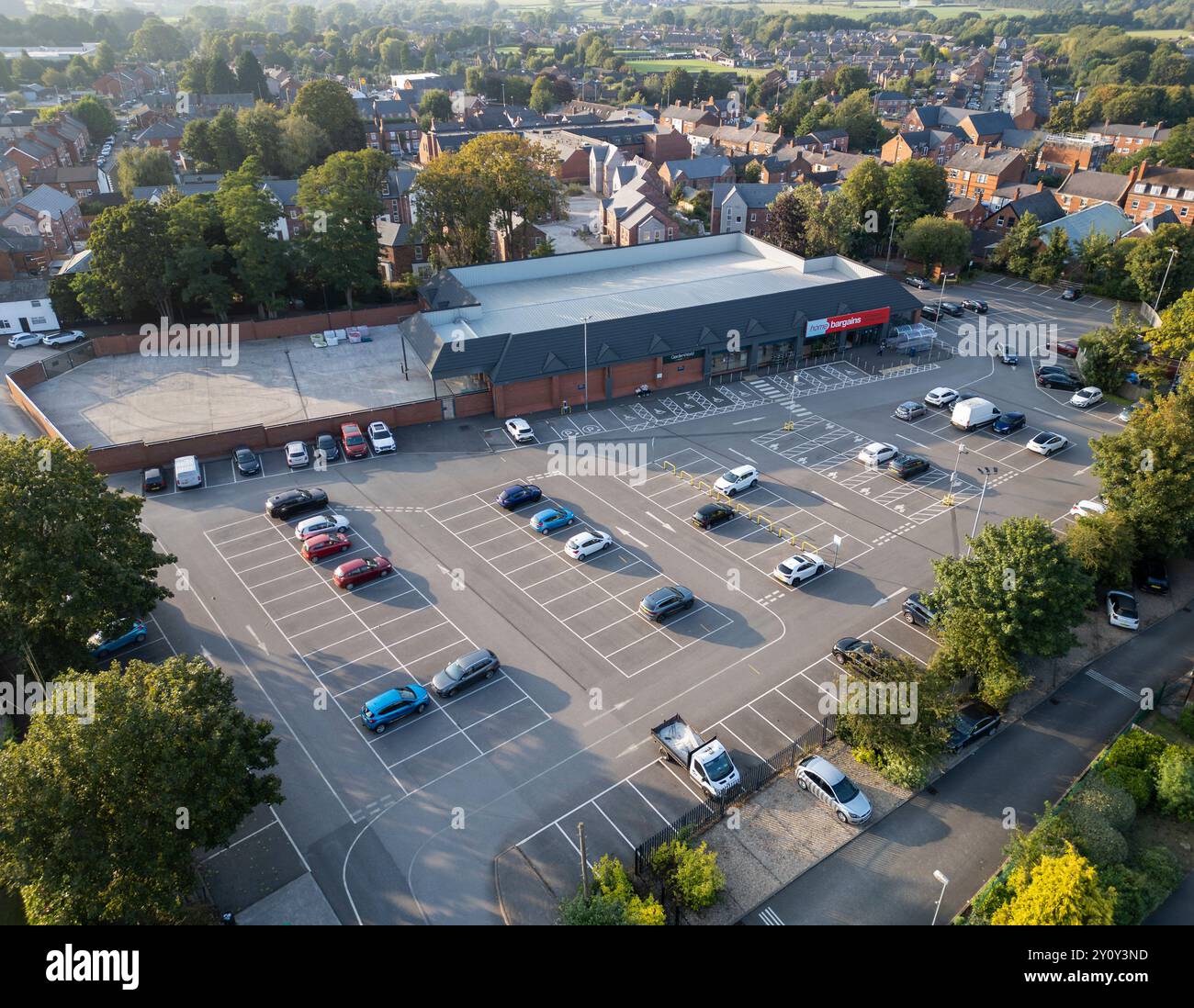 Einzelhandelsgeschäft zu Schnäppchen, Middlewich, Cheshire, England Stockfoto