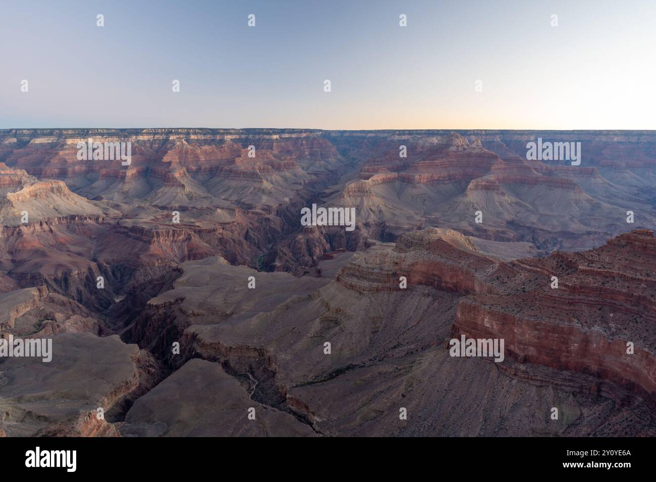 Ein atemberaubender Blick auf die roten Felsen im Grand Canyon National Park, Arizona. Stockfoto