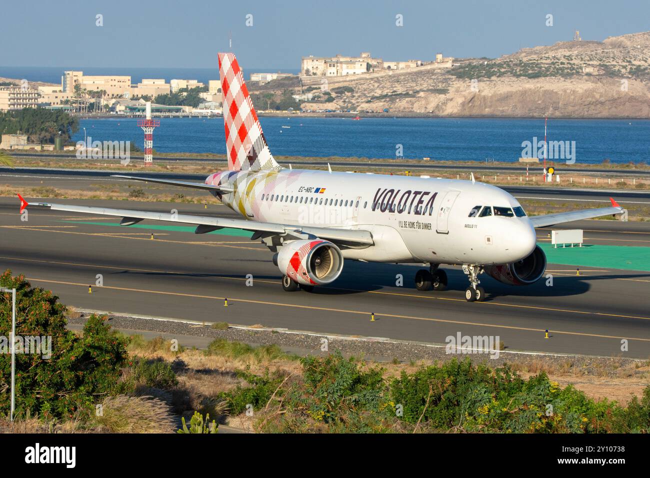 Airbus A319 Flugzeug der Volotea Airline am Gran Canaria Flughafen Gando. Stockfoto