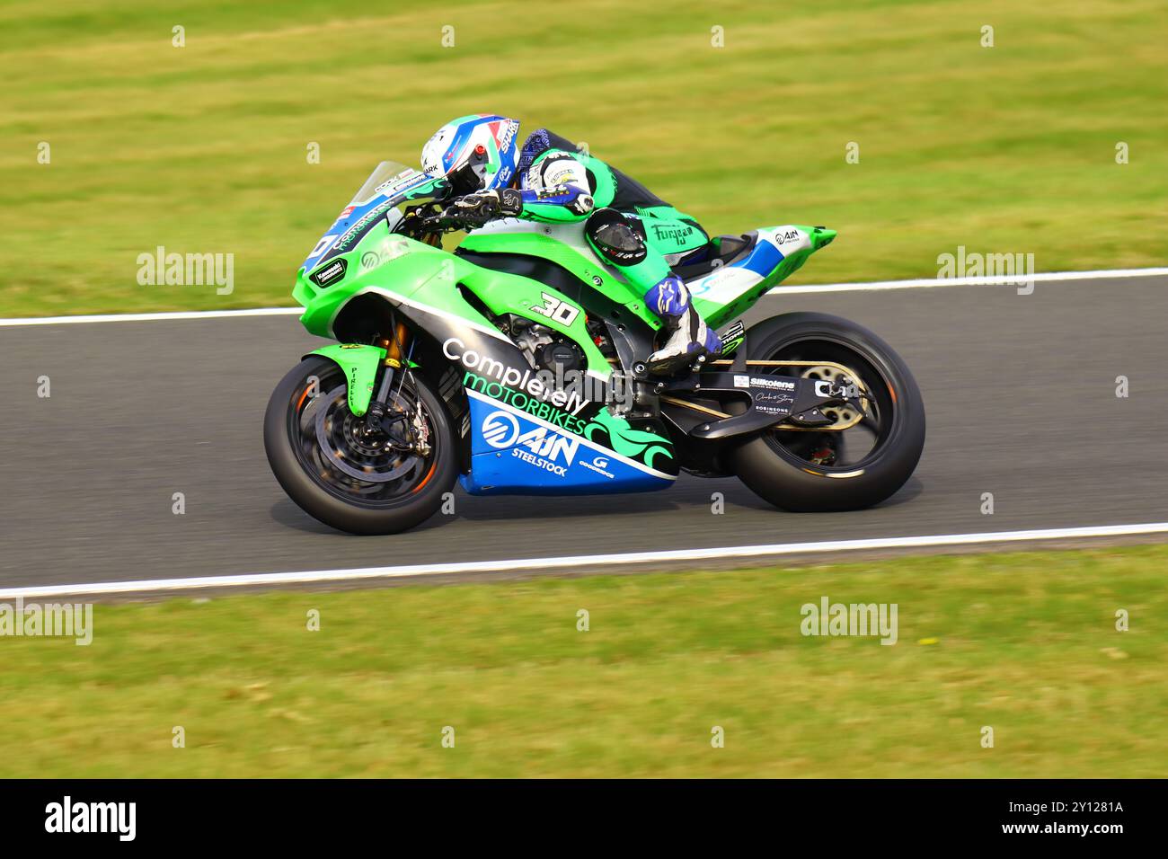 BRITISCHE SUPERBIKES IM CADWELL PARK 2024 Stockfoto