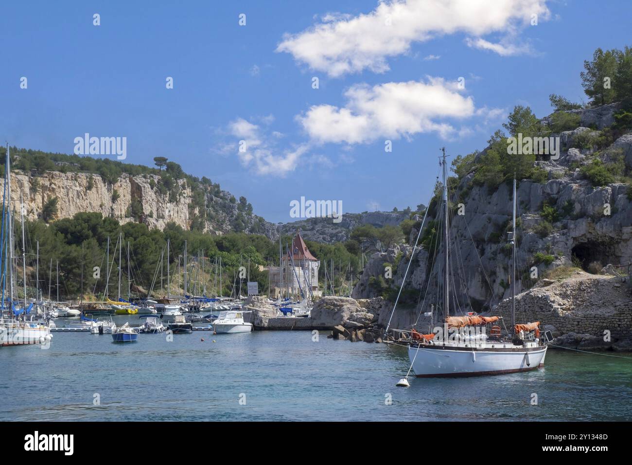 Calanque de Port Miou, Cassis, Calanque, Nationalpark Calanques, Massif des Calanques, Departements Bouches-du-Rhone, Frankreich, Europa Stockfoto