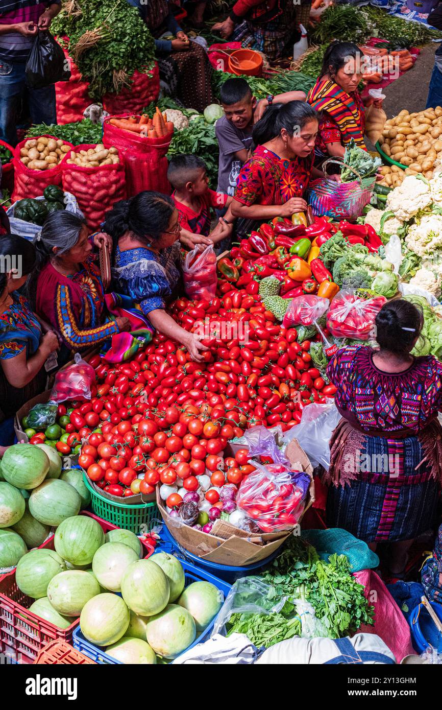 Traditioneller Markt, Chichicastenango, Quiché, Guatemala, Mittelamerika. Stockfoto