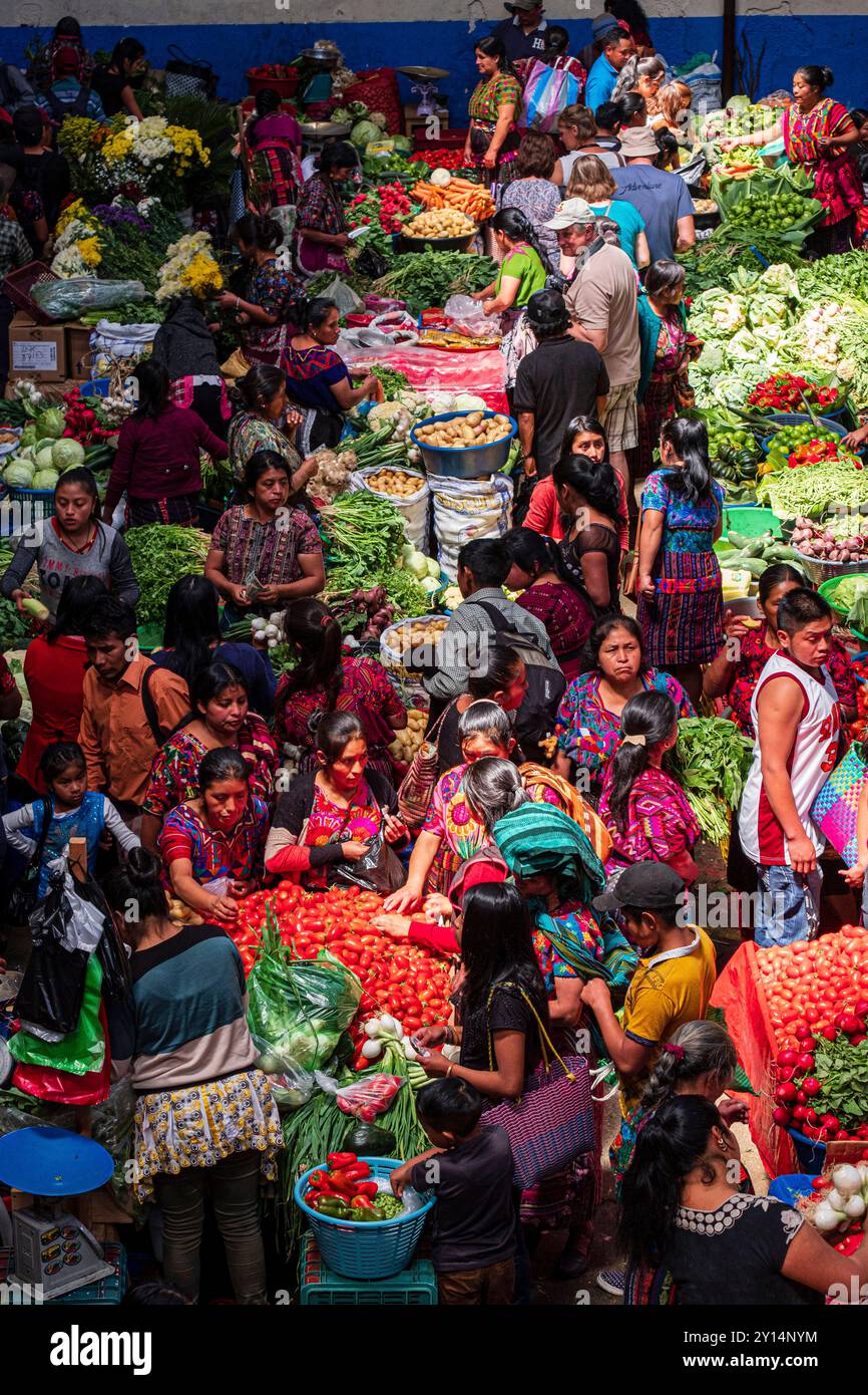 Traditioneller Markt, Chichicastenango, Quiché, Guatemala, Mittelamerika. Stockfoto