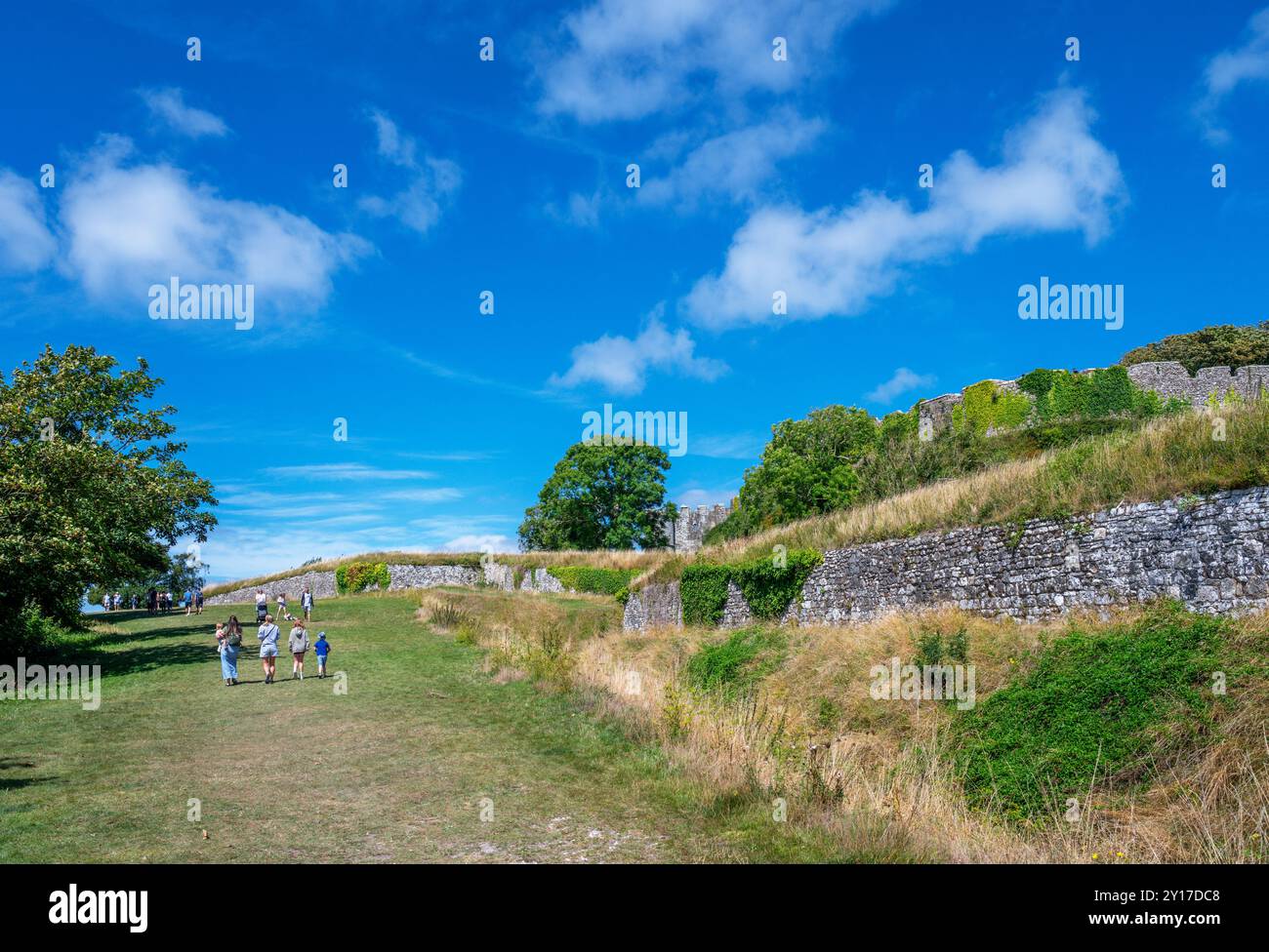 Die Mauern von Carisbrooke Castle, Carisbrooke, bei Newport, Isle of Wight, England, UK Stockfoto