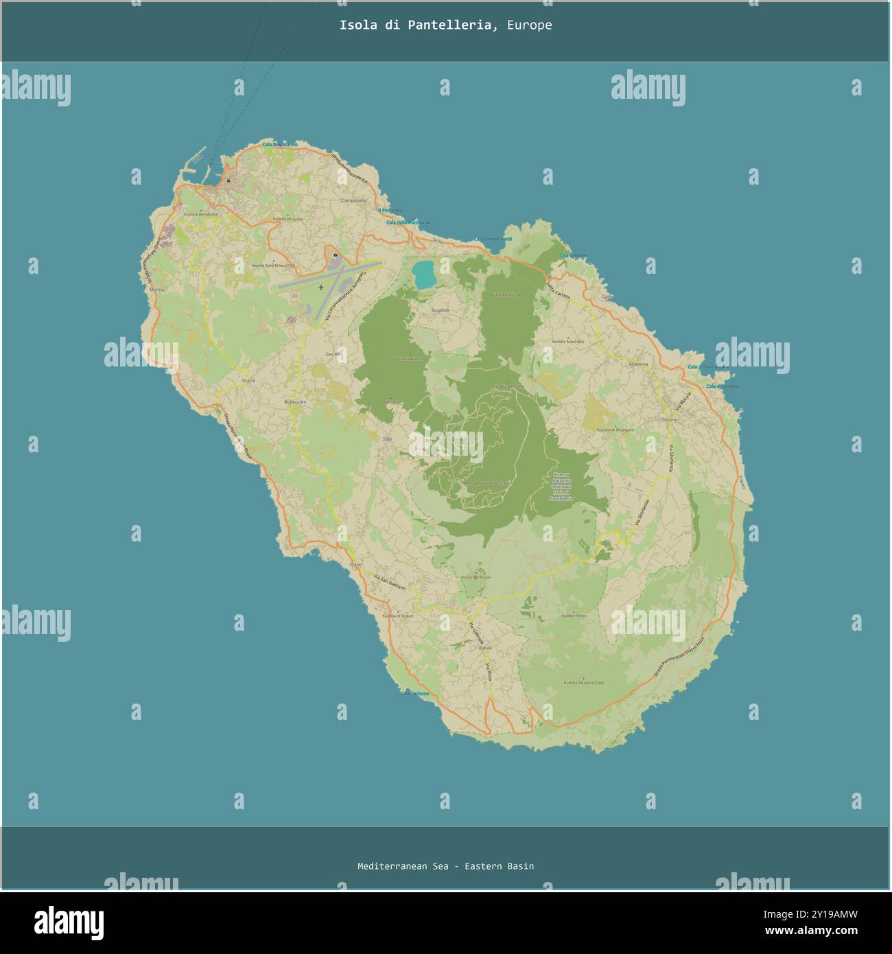 Isola di Pantelleria im Mittelmeer – östliches Becken, das zu Italien gehört, wurde auf einer topografischen Karte im humanitären OSM-Stil quadratisch zugeschnitten Stockfoto