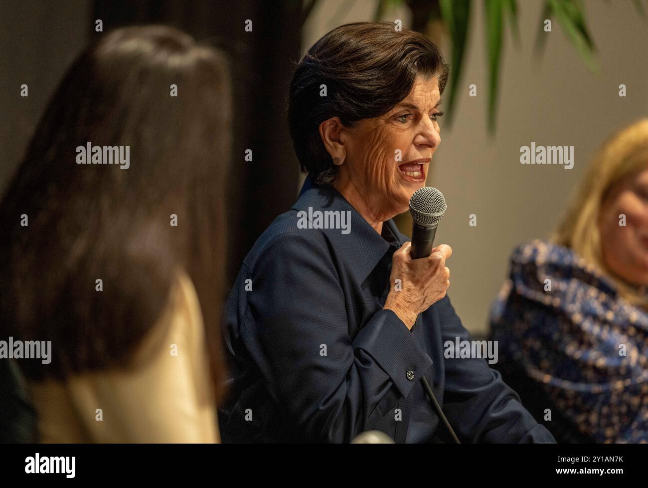 Austin Texas USA, 5. September 2024: LUCI BAINES JOHNSON, Tochter des verstorbenen US-Präsidenten Lyndon Baines Johnson und seiner Frau Lady Bird Johnson, spricht während einer Podiumsdiskussion über den Einfluss der First Ladies beim Texas Tribune Festival 2024 über das Erbe ihrer Mutter. Luci Johnson, jetzt in ihren 70ern, wuchs im Weißen Haus auf. Quelle: Bob Daemmrich/Alamy Live News Stockfoto