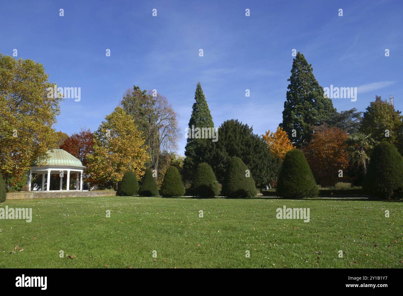 Pavillon im Friedrichshafener Stadtgarten Stockfoto