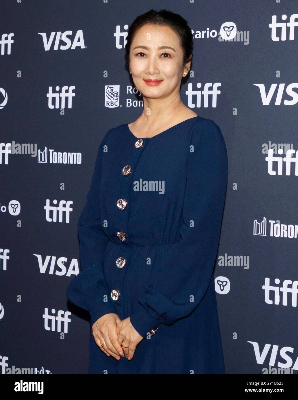 Toronto, Kanada. September 2024. Die chinesische Schauspielerin Zhao Tao posiert für Fotos, während sie die nordamerikanische Premiere des Films „gefangen von den Tiden“ während des Toronto International Film Festivals 2024 am 5. September 2024 in Toronto, Kanada besucht. Quelle: Zou Zheng/Xinhua/Alamy Live News Stockfoto