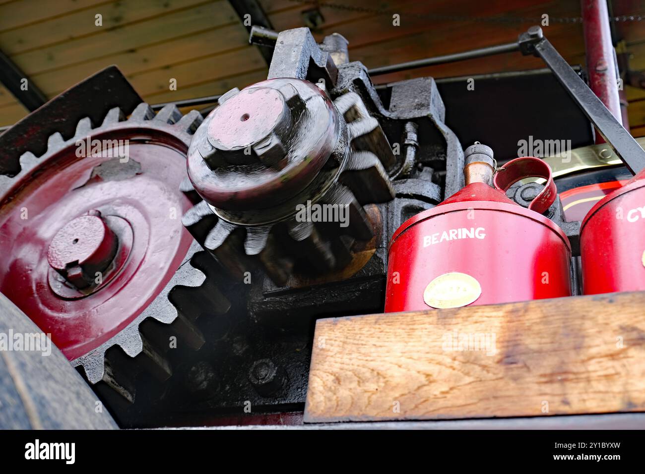 Detail des dampfbetriebenen Vintage-Traktormotors. Stockfoto