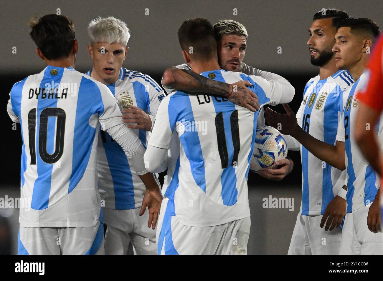 Buenos Aires, Argentinien. September 2024. BUENOS AIRES, ARGENTINIEN - 5. SEPTEMBER: Alejandro Garnacho, Paulo Dybala, Giovani Lo Celso, Rodrigo de Paul aus Argentinien beim Qualifikationsspiel zur FIFA-Weltmeisterschaft 2026 zwischen Argentinien und Chile im Estadio Mas Monumental Antonio Vespucio Liberti am 5. September 2024 in Buenos Aires, Argentinien. Quelle: Sebo47/Alamy Live News Stockfoto