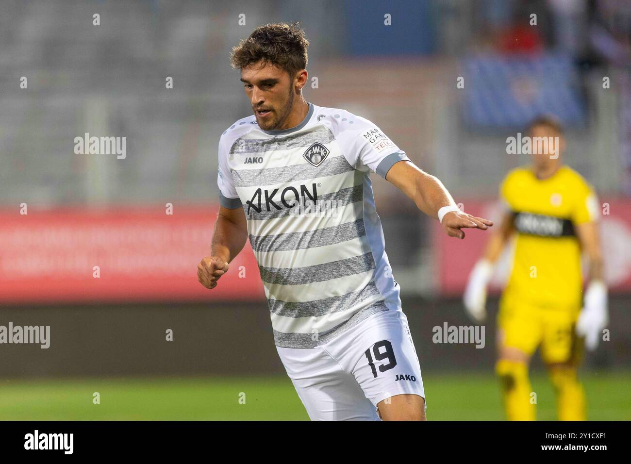 Würzburg, Deutschland 03. September 2024: Toto - Pokal - 1/8 Finale - 2024/2025 - FC Würzburger Kickers vs. FC Ingolstadt 04 im Bild: Marius Uhl (Würzburg) Stockfoto