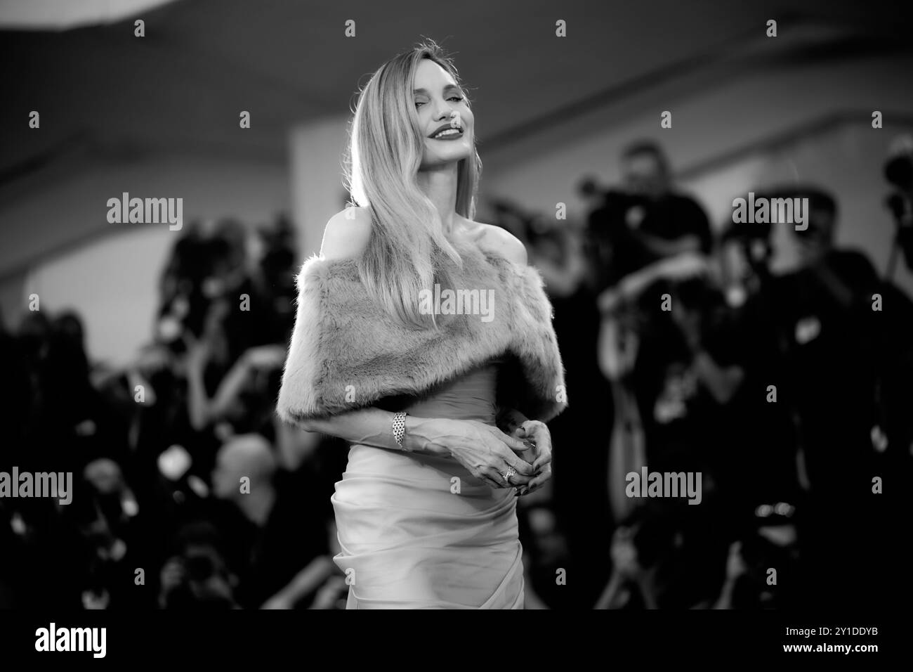 Angelina Jolie besucht einen roten Teppich für „Maria“ während des 81. Internationalen Filmfestivals von Venedig am 29. August 2024 in Venedig Stockfoto