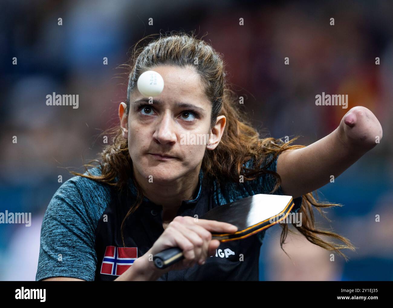 PARIS, FRANKREICH – 06. SEPTEMBER: Aida HUSIC DAHLEN aus norwegen gewinnt gegen Juliane Wolf aus deutschland, WS8 beim Halbfinalspiel der Damen-Einzel-WS8 während der Para-Tischtennis der Paralympischen Sommerspiele 2024 in Paris, Frankreich am 6. September 2024. (Foto: Mika Volkmann) Credit: Mika Volkmann/Alamy Live News Stockfoto