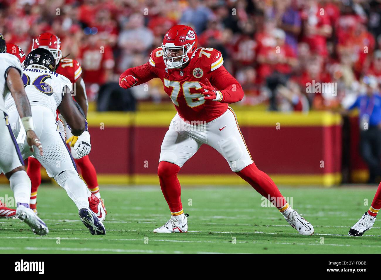 Kansas City, MO, USA. September 2024. Die Kansas City Chiefs haben Kingsley Suamataia (76) während eines Spiels gegen die Baltimore Ravens im GEHA Field im Arrowhead Stadium in Kansas City, MO. David Smith/CSM (Credit Image: © David Smith/Cal Sport Media). Quelle: csm/Alamy Live News Stockfoto