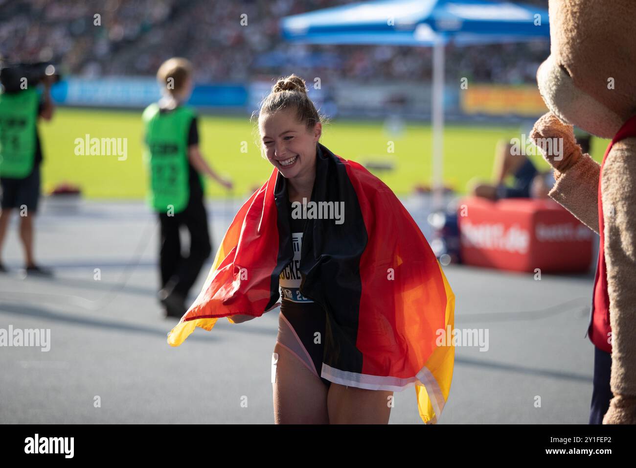 Berlin, Deutschland. September 2024. Leichtathletik, Meeting, ISTAF: 100m Frauen: Gina Lückenkemper (GER) aus dem Wettbewerb. Quelle: Felix Wolf/Alamy Live News Stockfoto