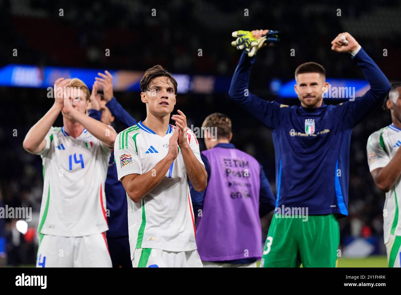 Parigi, Frankreich. September 2024. Samuele Ricci (Italien) feiert Italien während des Fußballspiels der UEFA Nations League 24-25 zwischen Frankreich und Italien (Gruppe B) im Parc des Princes, Paris, Frankreich - 6. September 2024. Sport - Fußball . (Foto: Fabio Ferrari/LaPresse) Credit: LaPresse/Alamy Live News Stockfoto