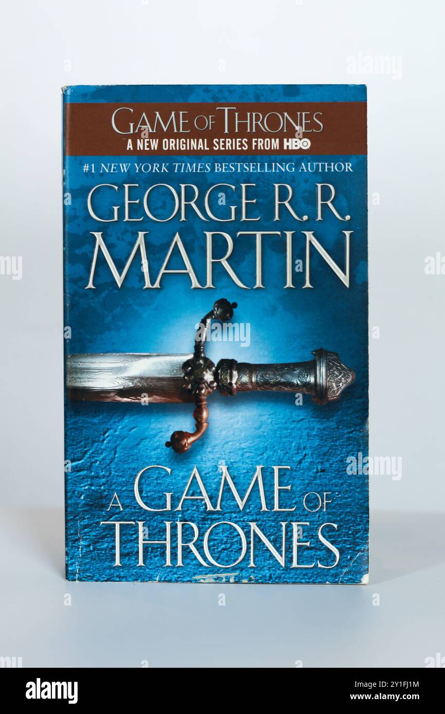 Houston, Texas, USA – 5. September 2024: Ein Taschenbuch von George R.R. Martin Stockfoto
