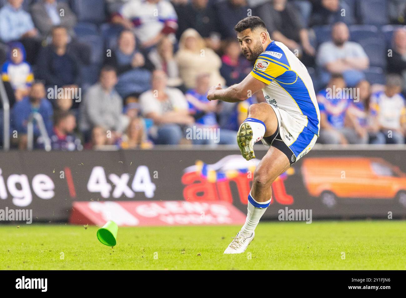 Rhyse Martin ( 12 ) von Leeds Rhinos konvertiert Stockfoto